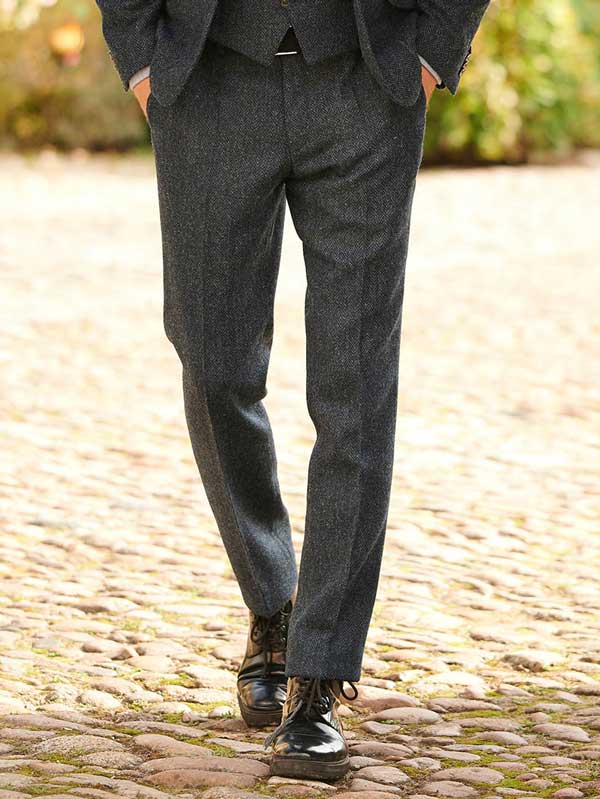 Harris Tweed Hose 610 Blau Fishgrat