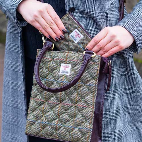 Harris Tweed Quilt Mini Tote Bag in Country Green – Bild 4