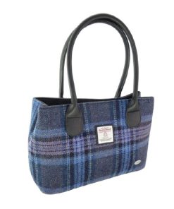 Klassische Harris Tweed Handtasche „Cassley“ im blauen und violetten Steward-Tartan-Design